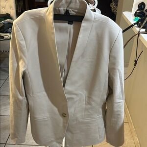 Elegant Cream Women's Blazer